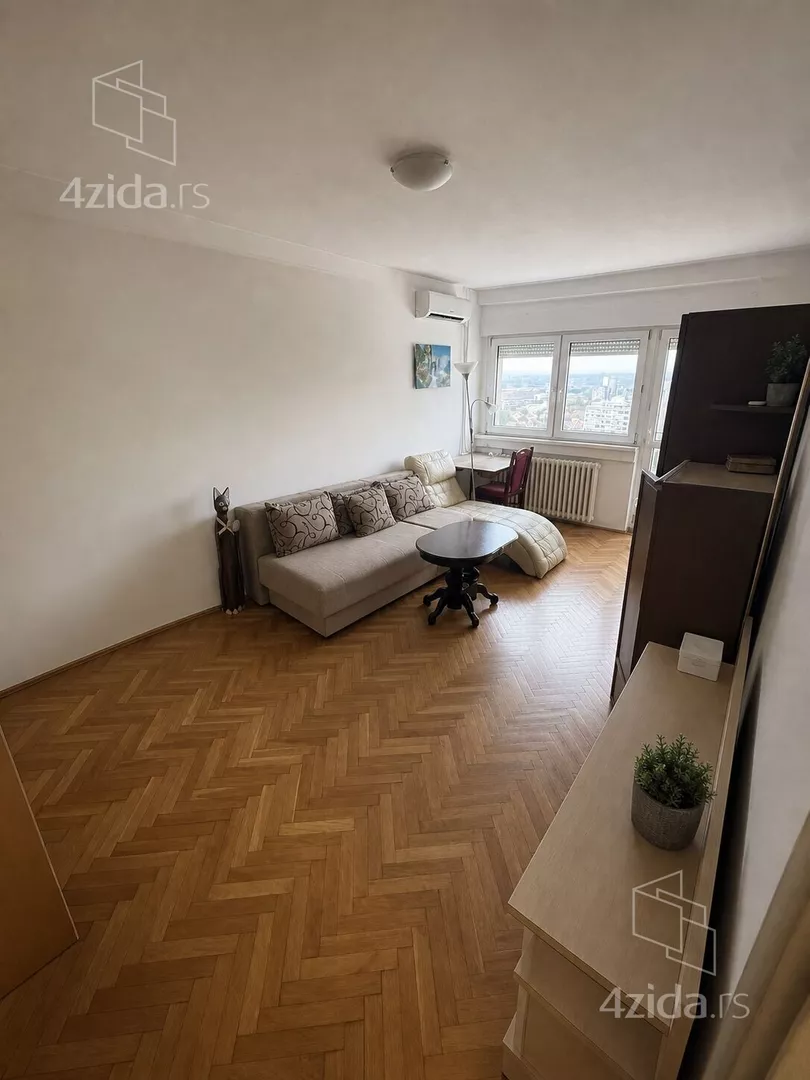 Dvosoban stan za izdavanje, Kneza Danila 12, 750€, 52m² — 3