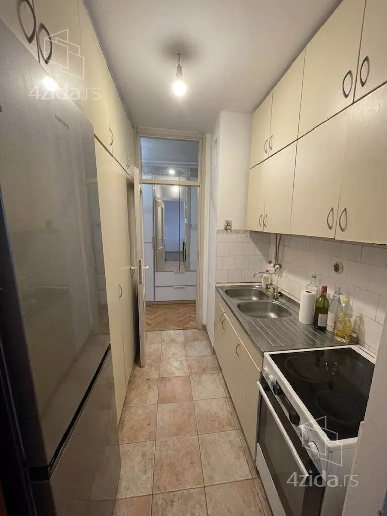 Dvosoban stan za izdavanje, Kneza Danila 12, 750€, 52m² — 4