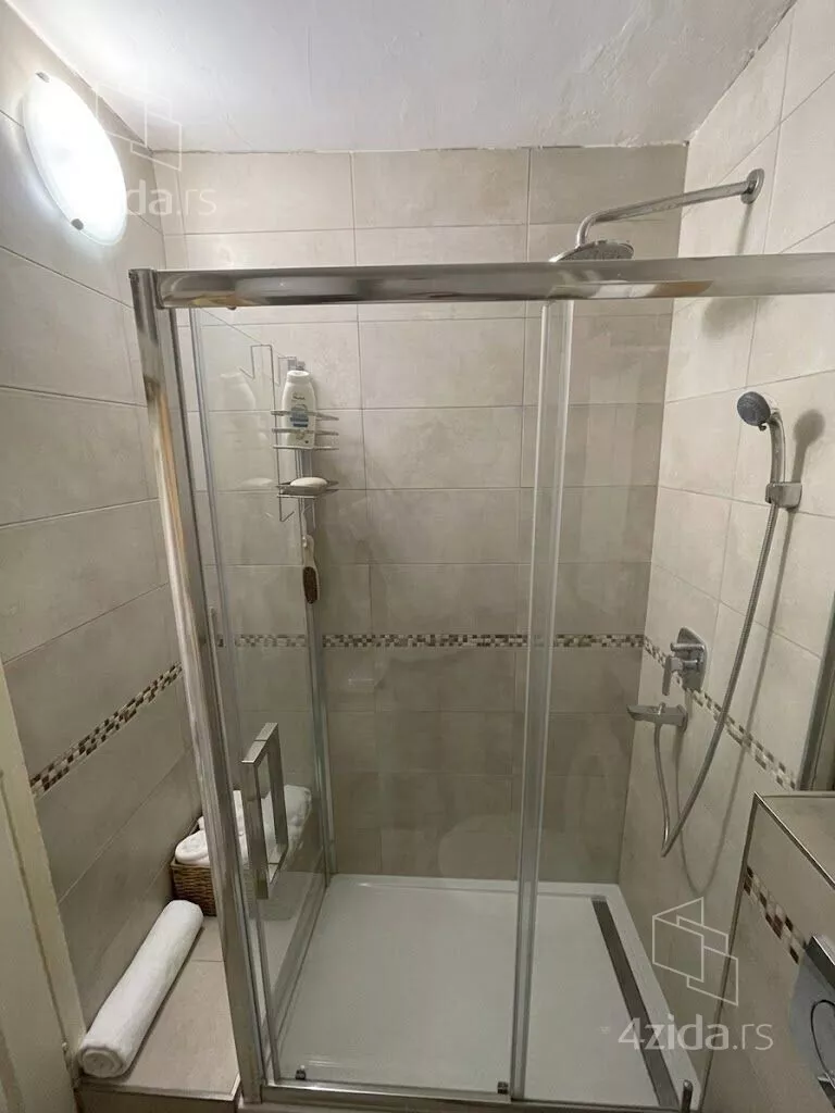 Dvosoban stan za izdavanje, Kneza Danila 12, 750€, 52m² — 8