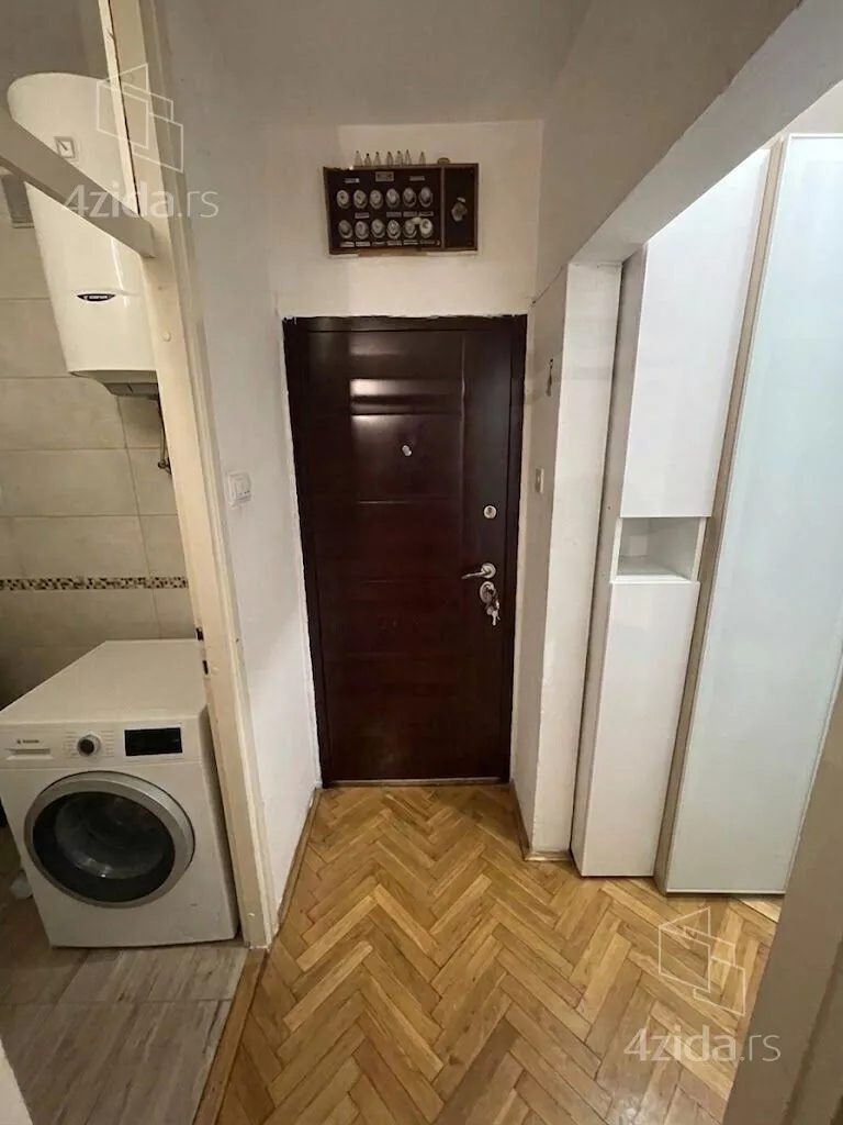 Dvosoban stan za izdavanje, Kneza Danila 12, 750€, 52m² — 10