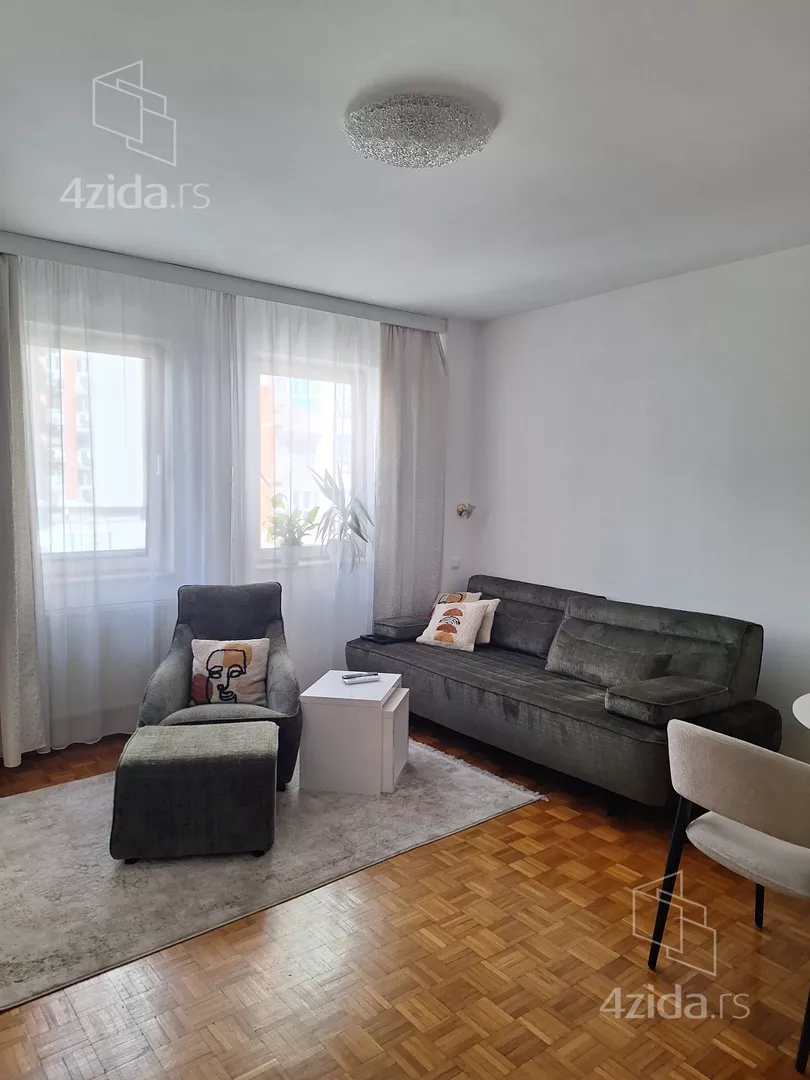 Dvosoban stan za izdavanje, Kneza Danila 22, 1.200€, 55m² — 5