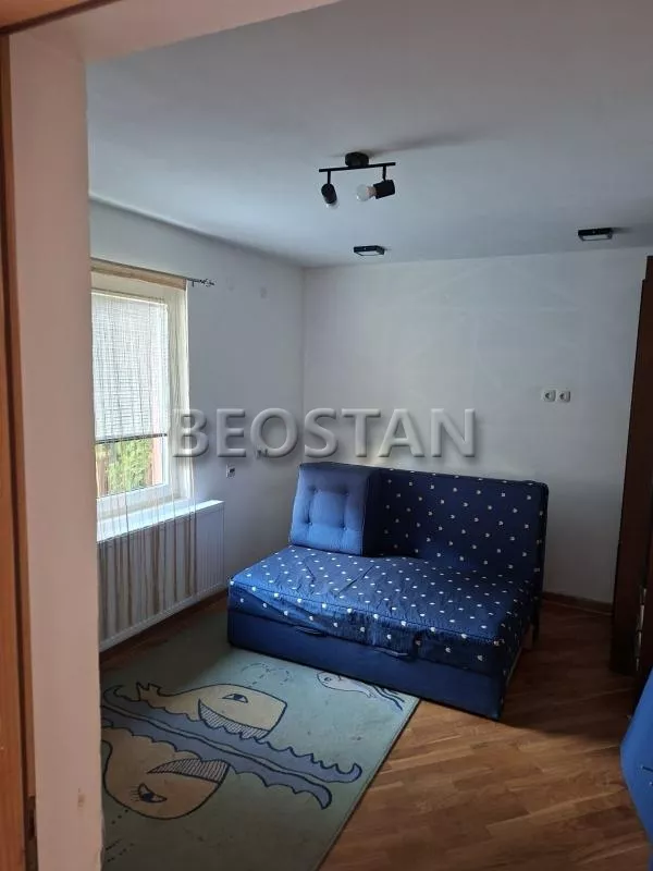 Dvosoban stan za izdavanje, Majora Zorana Radosavljevića, 380€, 53m² — 3