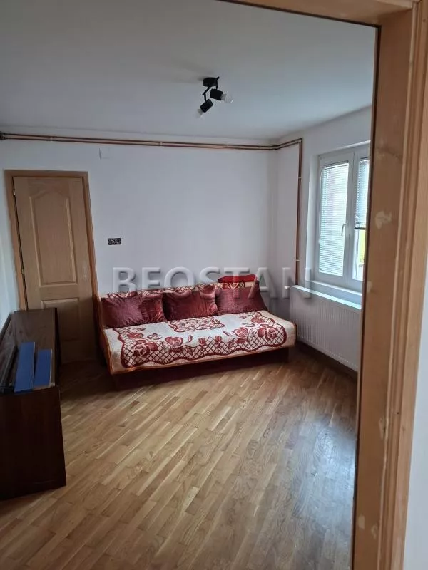 Dvosoban stan za izdavanje, Majora Zorana Radosavljevića, 380€, 53m² — 4