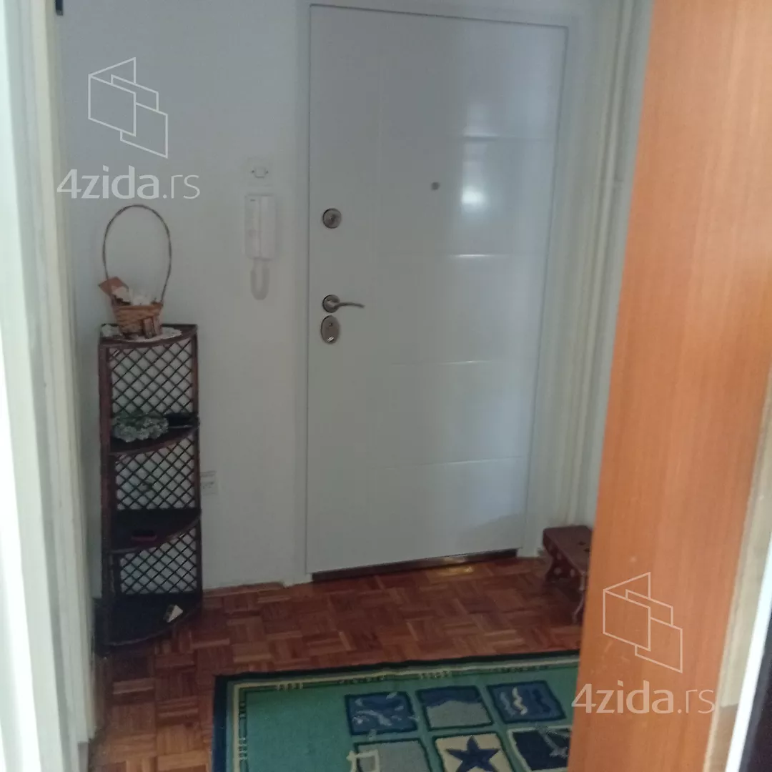 Dvosoban stan za izdavanje, Mirijevski Venac 49, 400€, 59m² — 2