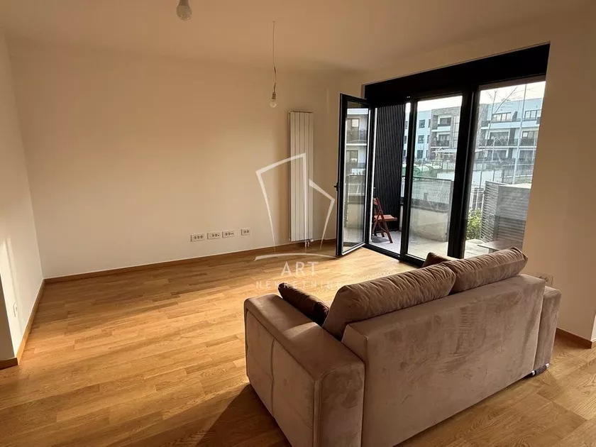 Dvosoban stan za izdavanje, Nedeljka Gvozdenovića 41, 490€, 62m² — 2