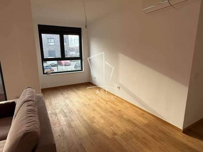 Dvosoban stan za izdavanje, Nedeljka Gvozdenovića 41, 490€, 62m² — 4