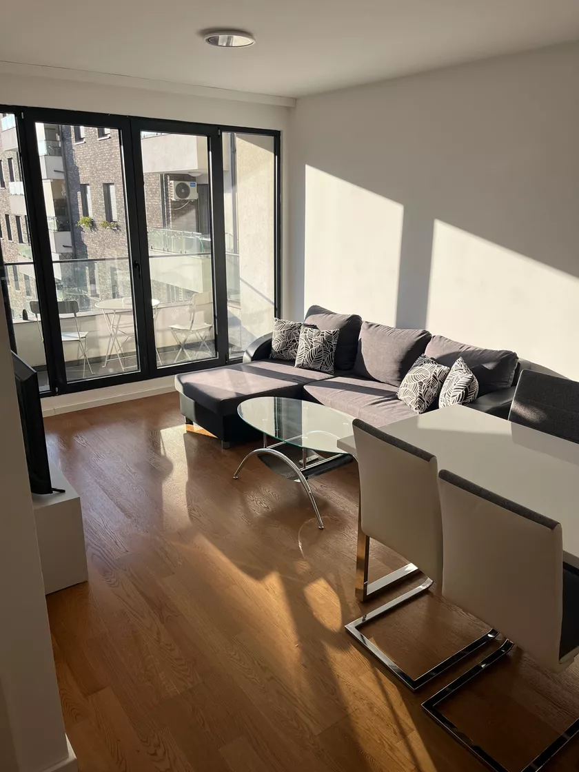 Dvosoban stan za izdavanje, Novovaroška 1, 400€, 33m² — 5