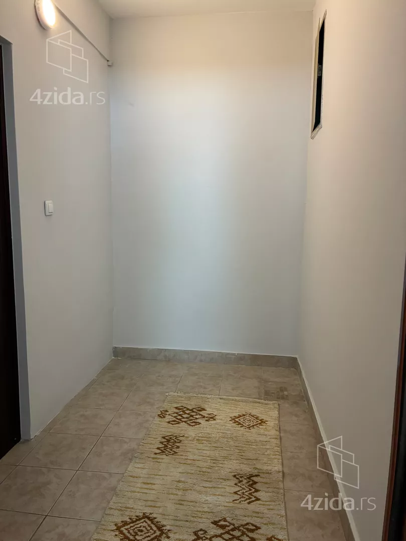 Dvosoban stan za izdavanje, Đoke Krstića 3, 420€, 42m² — 8