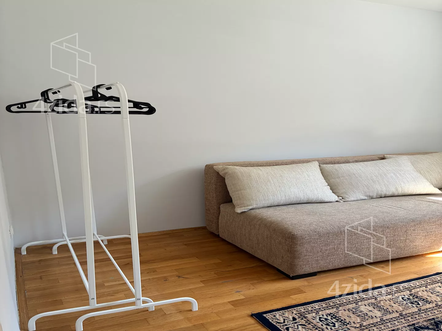 Dvosoban stan za izdavanje, Đoke Krstića 3, 420€, 42m² — 9
