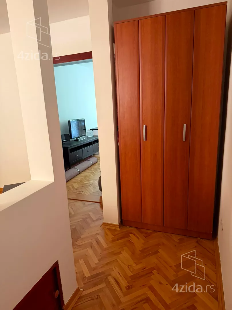 Dvosoban stan za izdavanje, Omladinskih Brigada 69, 650€, 62m² — 2