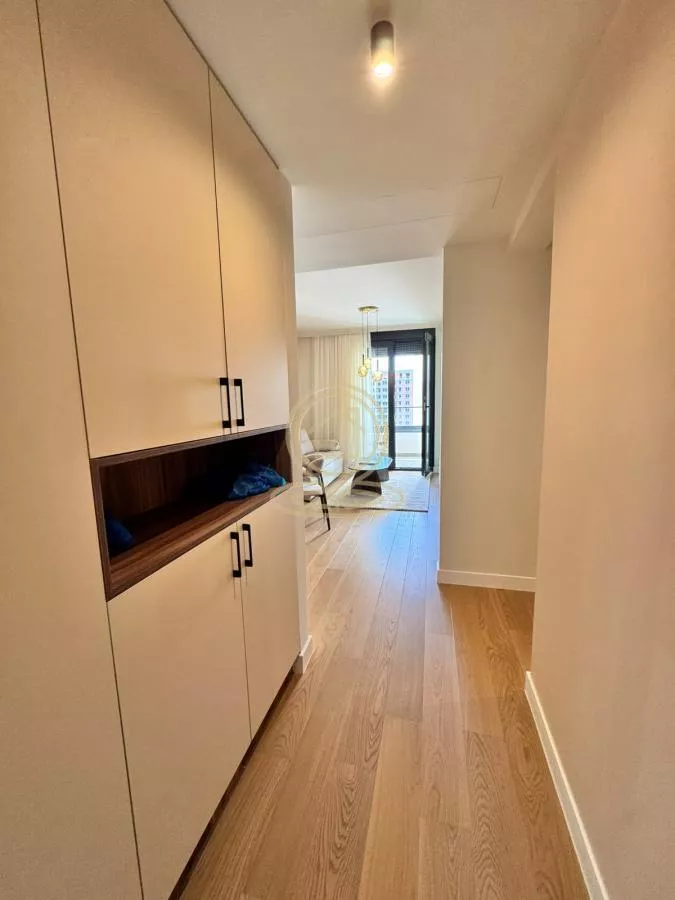 Dvosoban stan za izdavanje, Omladinskih Brigada 86G, 1.100€, 53m² — 5