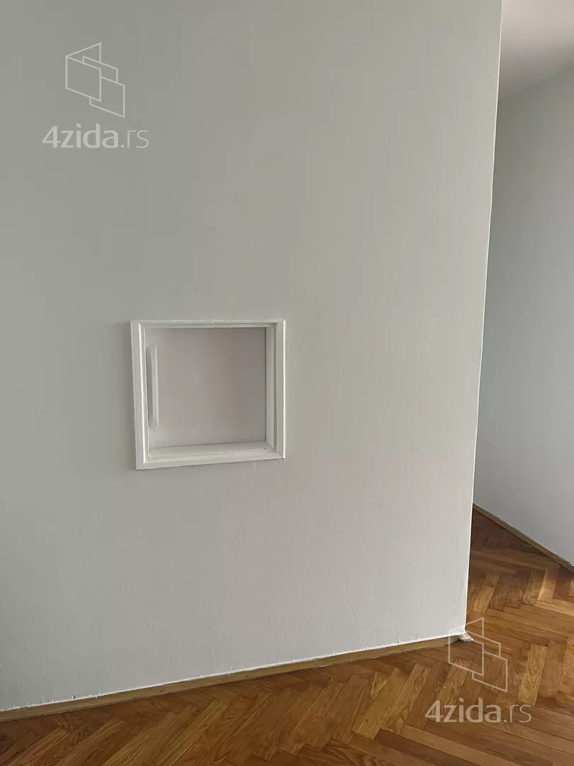 Dvosoban stan za izdavanje, Pariske Komune 8, 800€, 60m² — 5