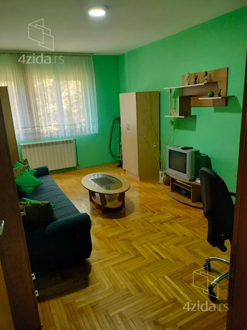 Dvosoban stan za izdavanje, Pera Ćetkovića 64, 400€, 55m² — 4