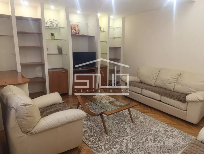 Dvosoban stan za izdavanje, Pilota Mihaila Petrovića 17, 450€, 63m² — 2