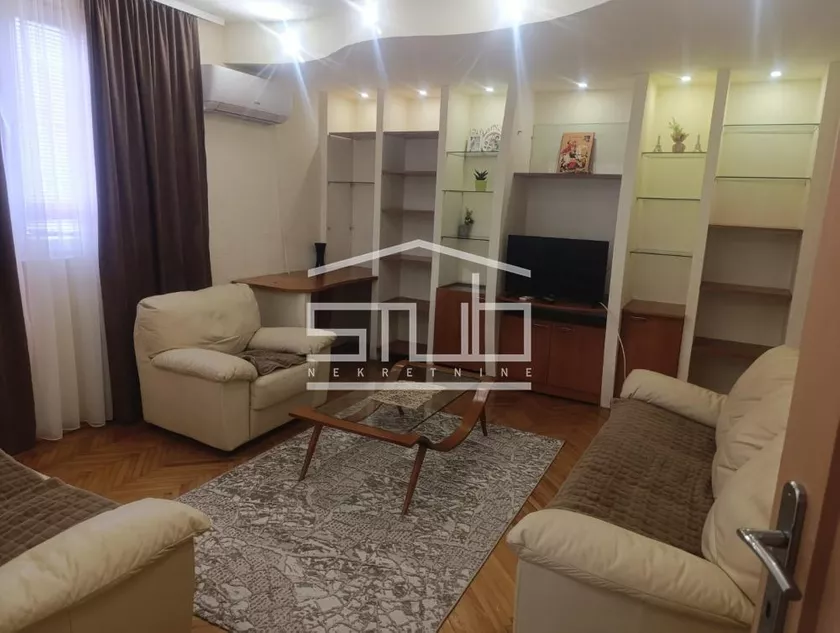 Dvosoban stan za izdavanje, Pilota Mihaila Petrovića 17, 450€, 63m² — 3