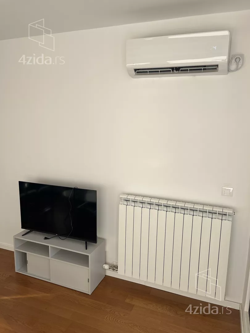 Dvosoban stan za izdavanje, Slanački Put 76E, 650€, 46m² — 3