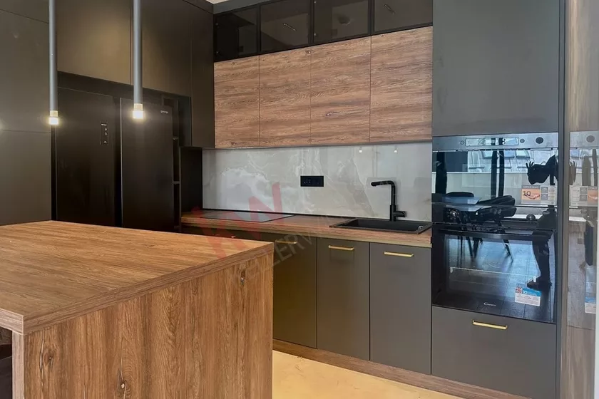 Dvosoban stan za izdavanje, Sredačka, 1.200€, 65m² — 5