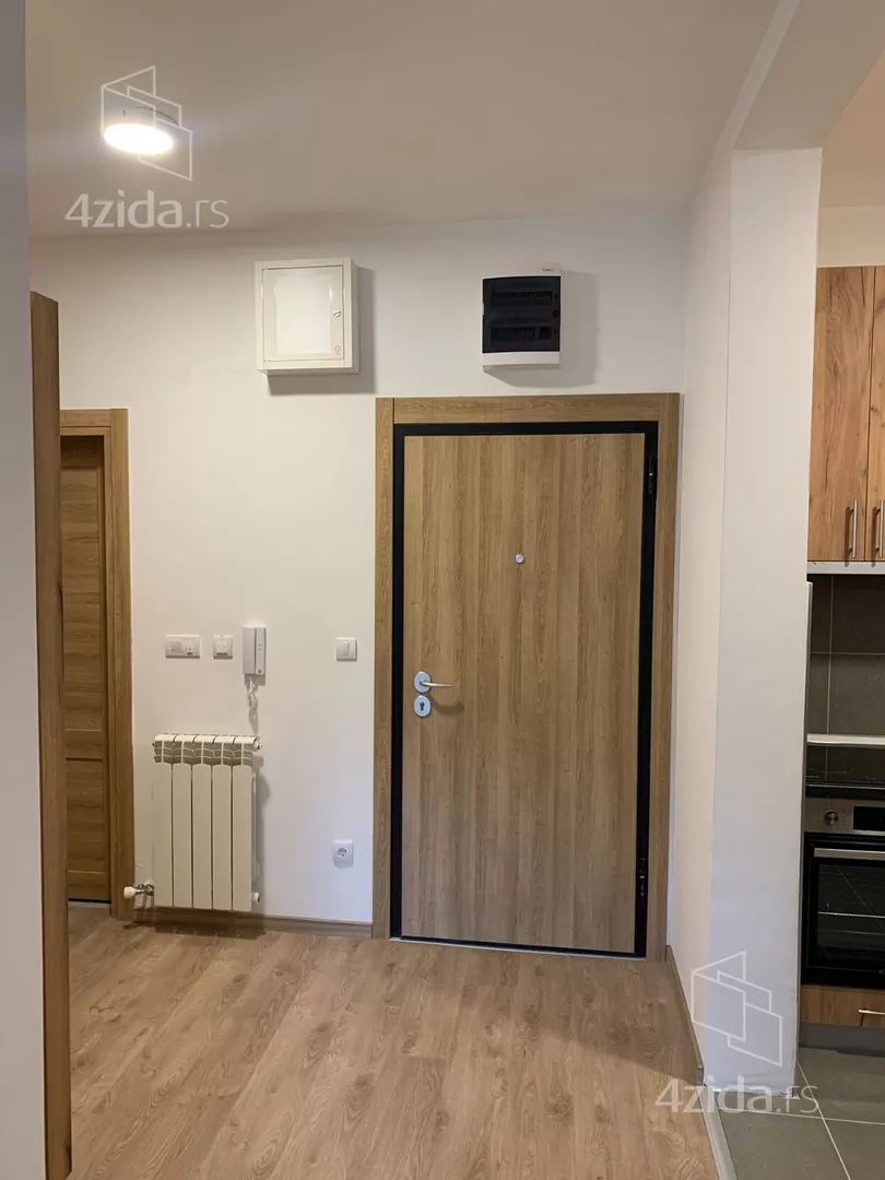 Dvosoban stan za izdavanje, Stojadina Mirkovića 68, 600€, 59m² — 2