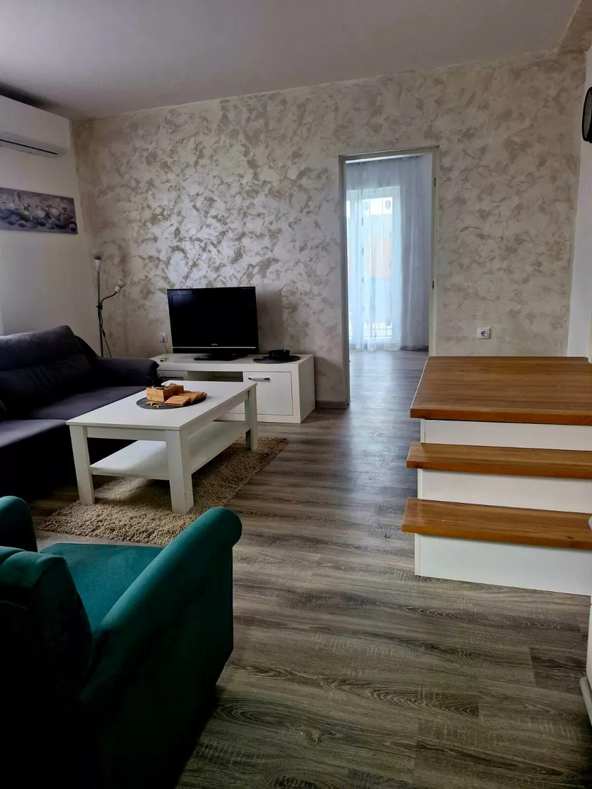 Dvosoban stan za izdavanje, Stojana Dečermića 20b, 450€, 43m² — 4