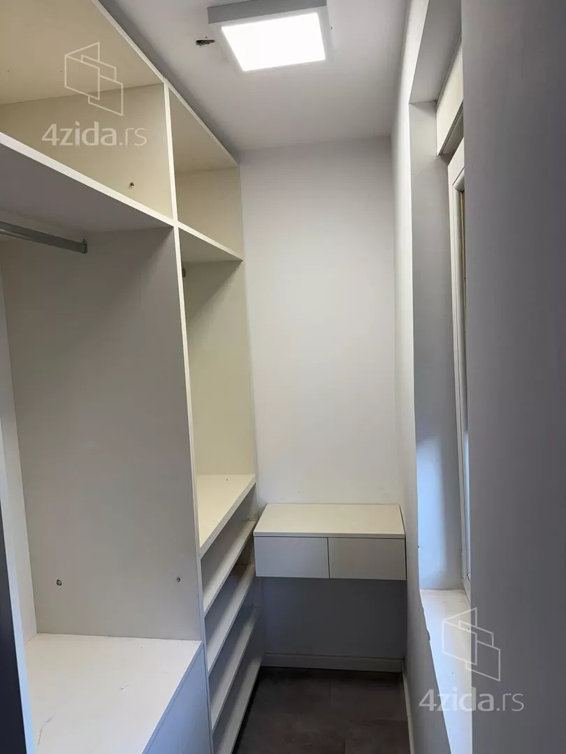 Dvosoban stan za izdavanje, Stojana Pačova, 490€, 49m² — 4