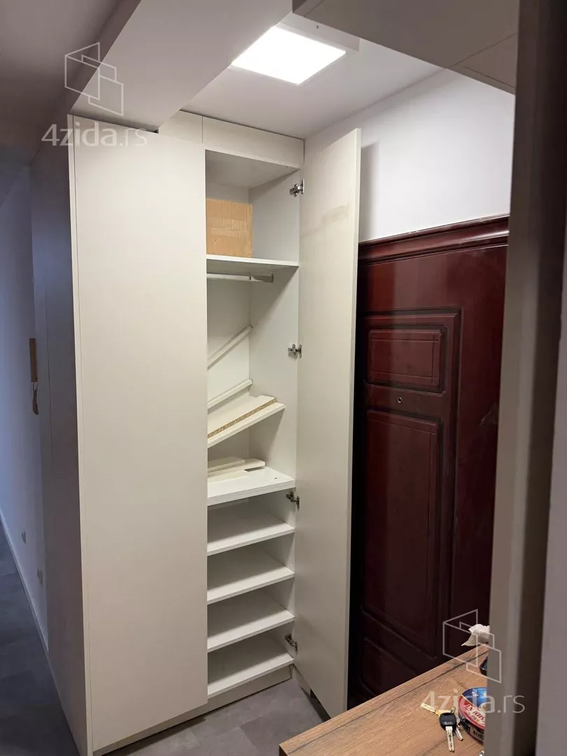 Dvosoban stan za izdavanje, Stojana Pačova, 490€, 49m² — 7