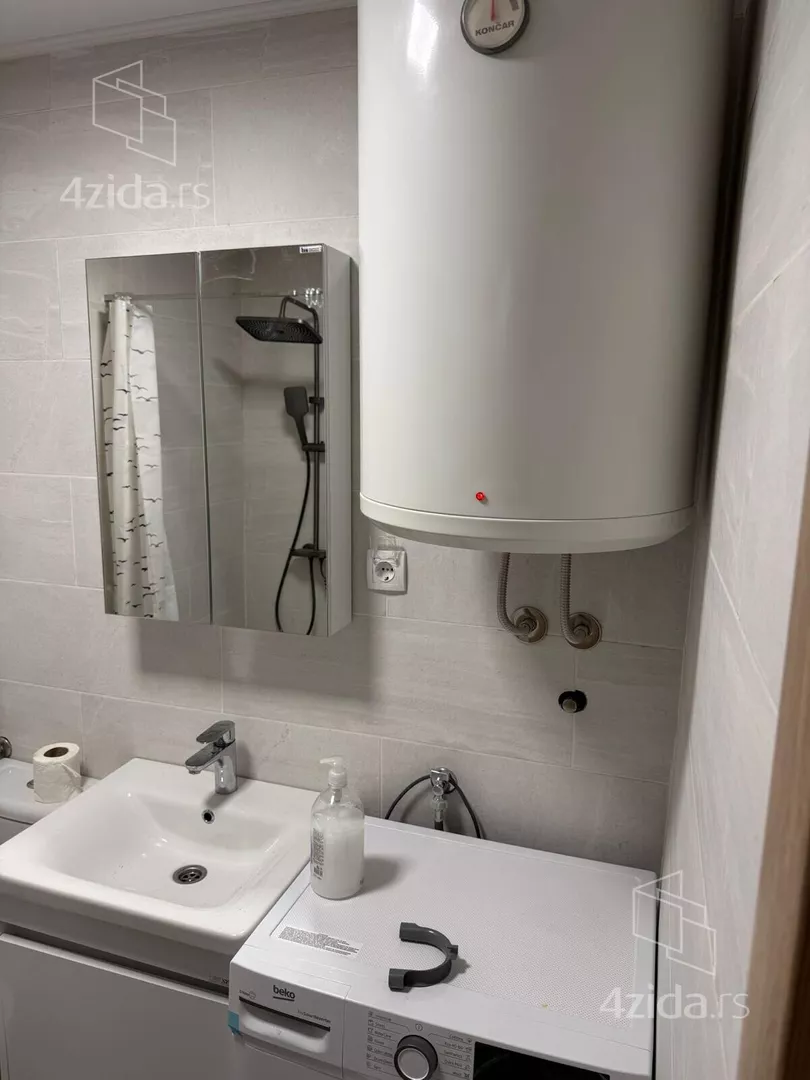 Dvosoban stan za izdavanje, Stojana Pačova, 490€, 49m² — 13