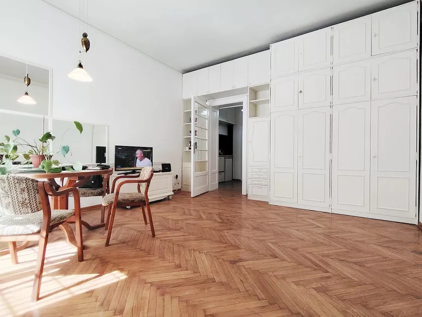 Dvosoban stan za izdavanje, Studentski Trg, 700€, 50m² — 3