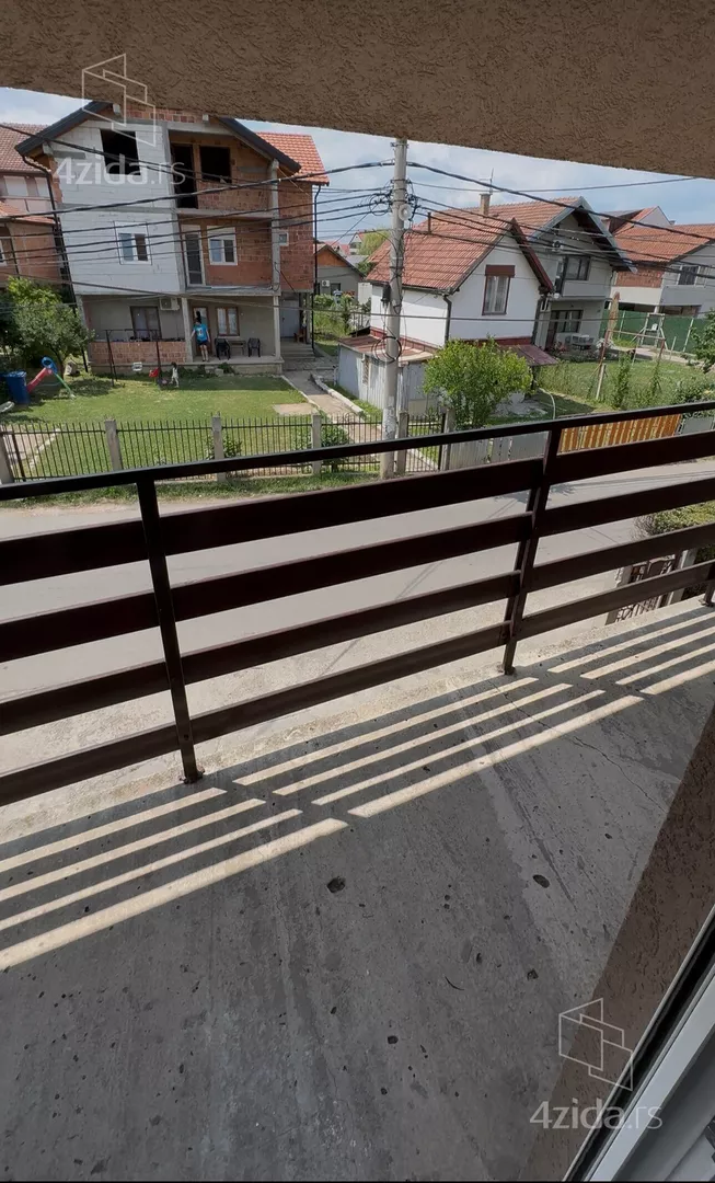 Dvosoban stan za izdavanje, Uzdinska 4A, 400€, 50m² — 4