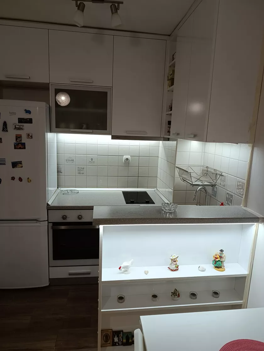 Dvosoban stan za izdavanje, Vojvode Vlahovića Zvezdara, 500€, 49m² — 5