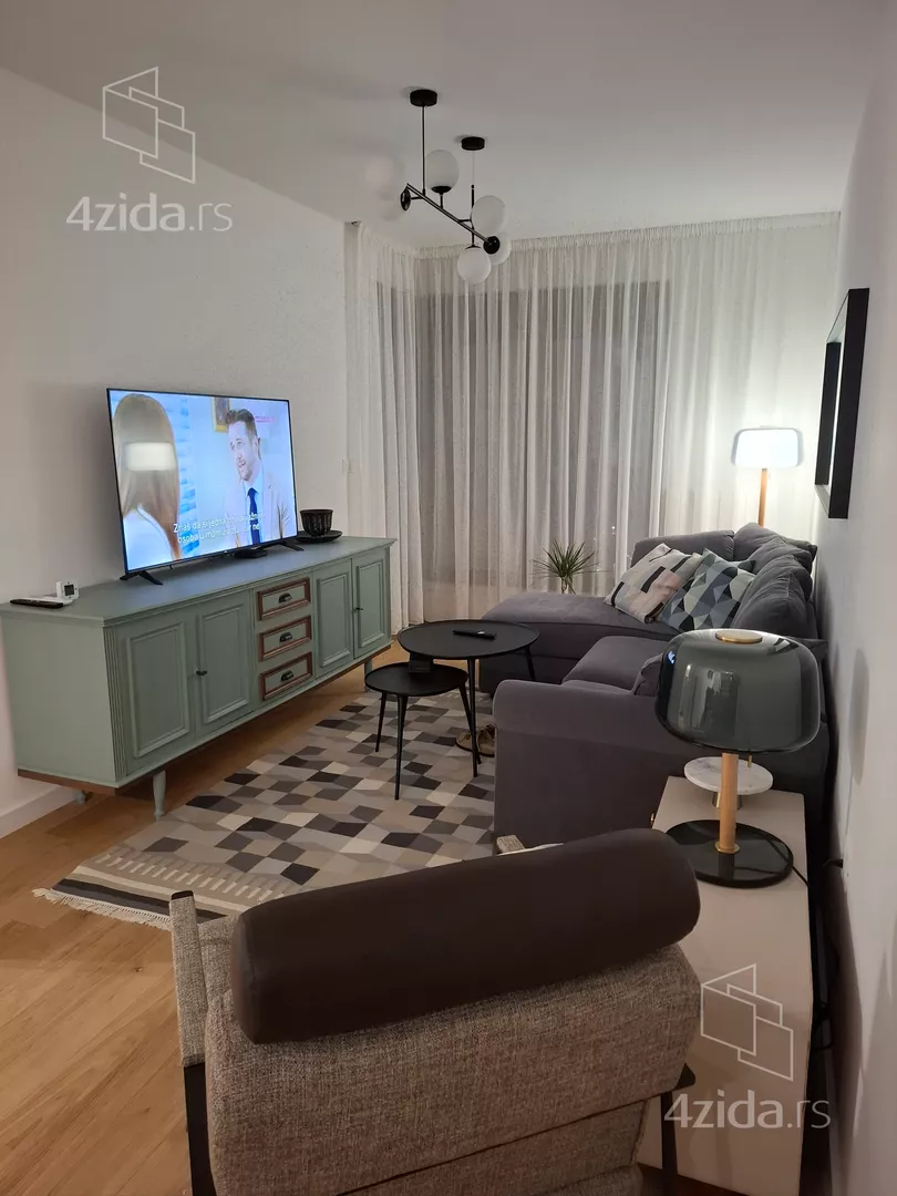 Dvosoban stan za izdavanje, Zelena Avenija, 750€, 50m² — 2