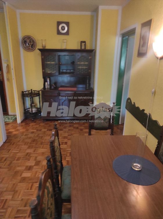 Dvosoban stan, Zemun Meandri, miran kraj — 9
