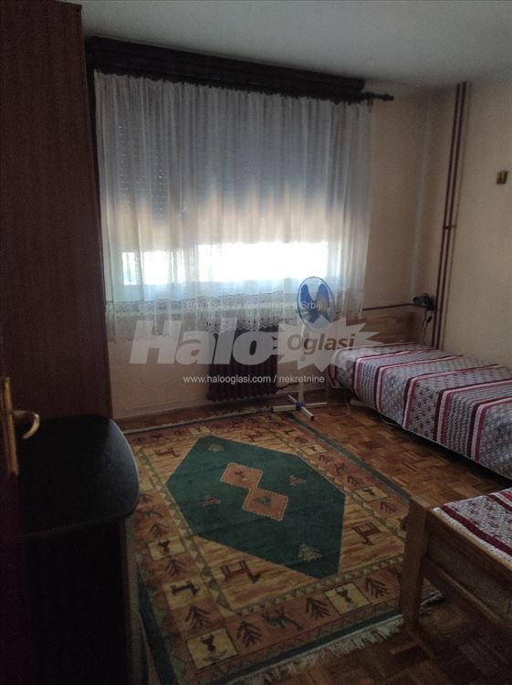 Dvosoban stan, Zemun Meandri, miran kraj — 14