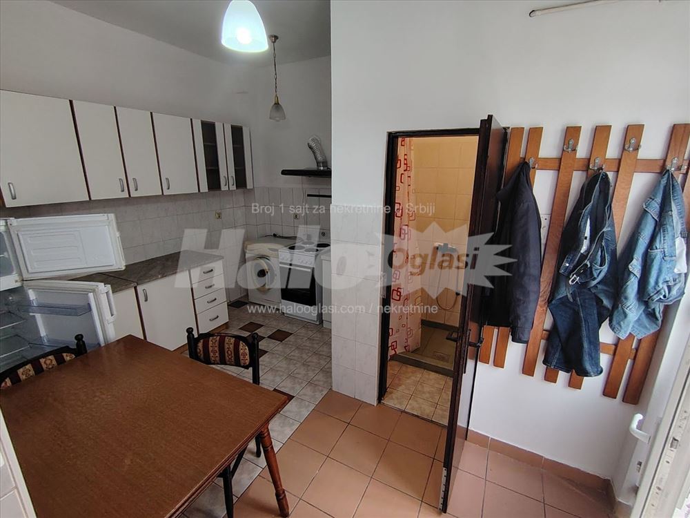Dvosobni stan kod Đeram pijace — 3