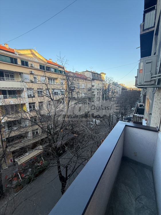 Ekskluzivan salonac – Dorćol, Strahinjića Bana — 4
