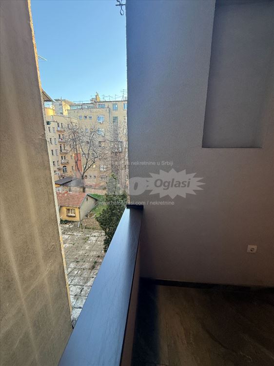 Ekskluzivan salonac – Dorćol, Strahinjića Bana — 12