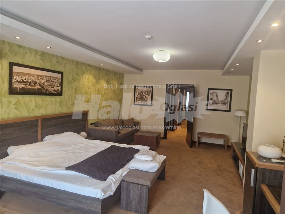 Ekskluzivni Duplex sa bazenom-Dedinje, 180m2 — 13