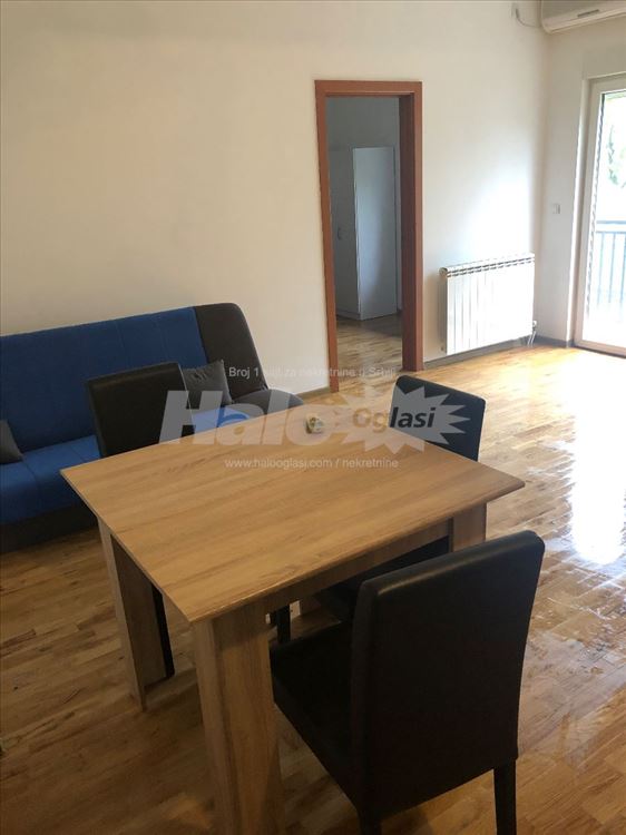 Železnik- Tarais jednoiposoban stan — 2