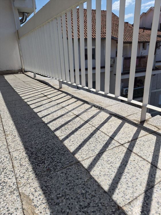 Železnik,kod škole Stefan Dečanski.48m² — 6