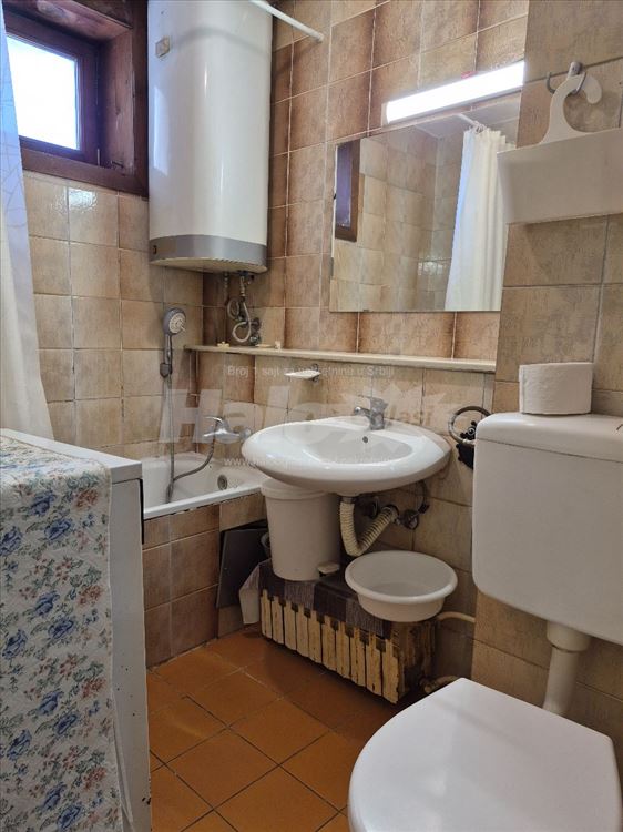 Železnik,kod škole Stefan Dečanski.48m² — 14