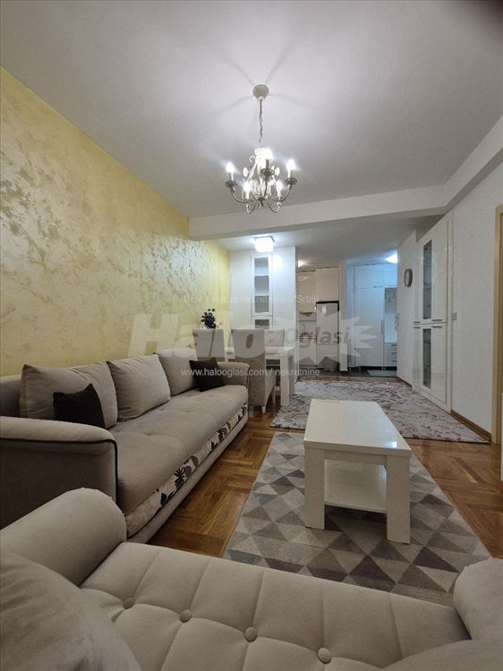 Đeram - nov, lep stan u mirnoj ulici, lep pogled — 2