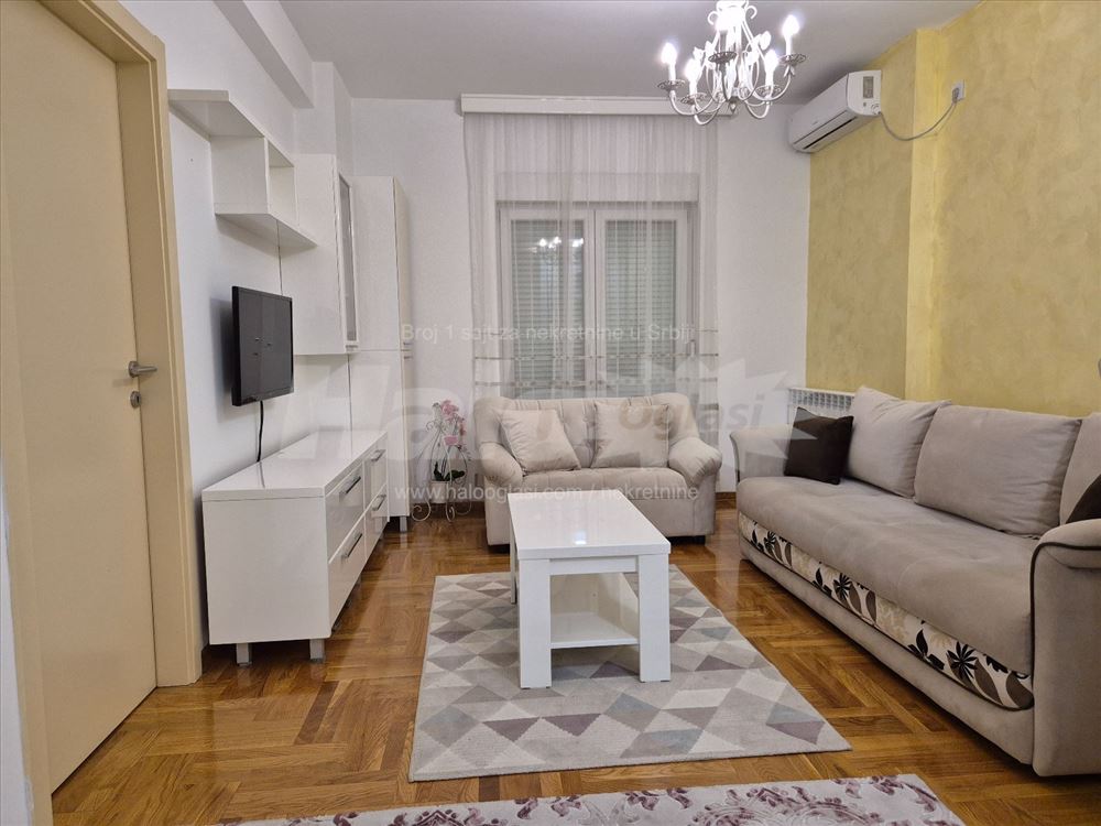 Đeram - nov, lep stan u mirnoj ulici, lep pogled — 6