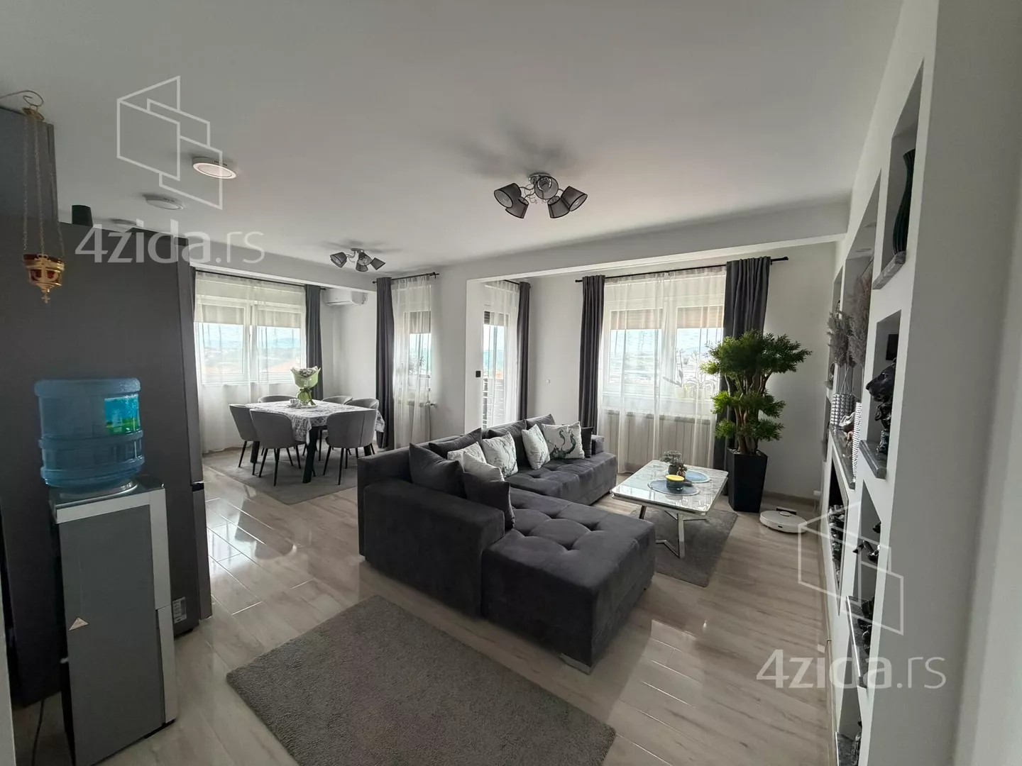 Šestosoban stan na prodaju, Nikole Pašića 23, 209.999€, 117m² — 4