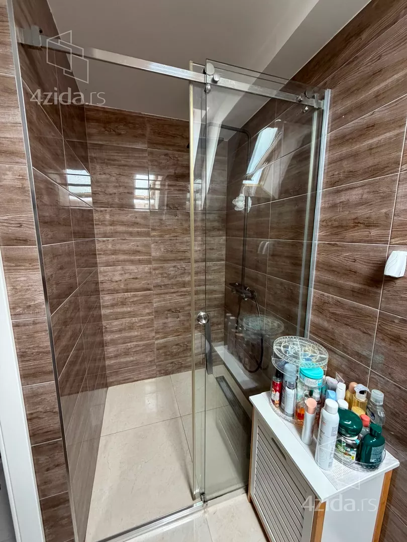 Šestosoban stan na prodaju, Nikole Pašića 23, 209.999€, 117m² — 14