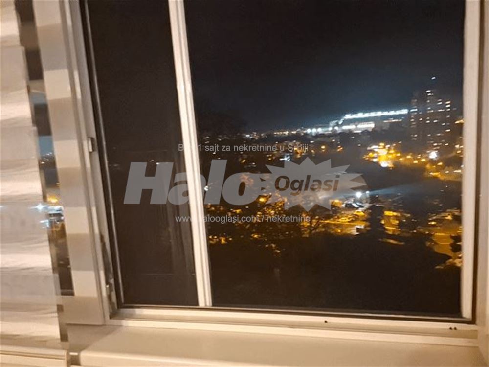 Četvorosoban namešten na Voždovcu,odličan raspored — 2