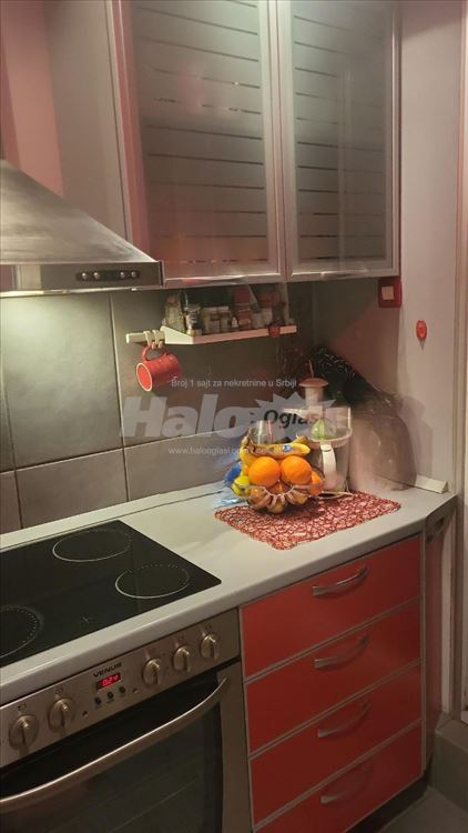 Četvorosoban namešten na Voždovcu,odličan raspored — 4