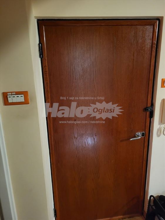Četvorosoban namešten na Voždovcu,odličan raspored — 5