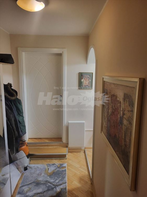Četvorosoban namešten na Voždovcu,odličan raspored — 13