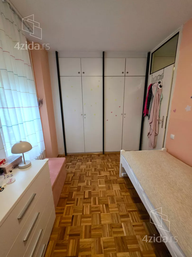 Četvorosoban stan na prodaju, Jasenova, 305.000€, 94m² — 11