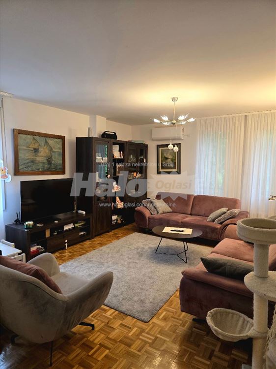 Četvorosoban stan na prodaju, Jasenova, 94m² — 2
