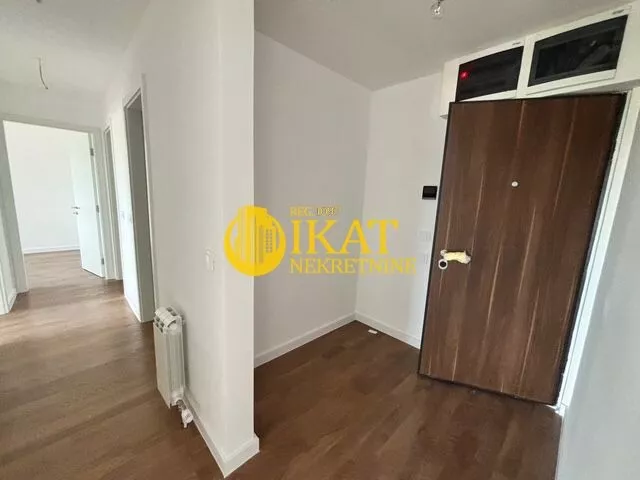 Četvorosoban stan na prodaju, Jasenovog Lista 4, 99.000€, 102m² — 2